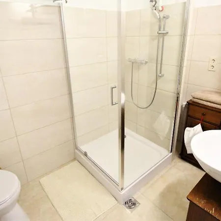 Rest House Apartman Apartamento